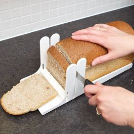 Bread Cutter Guide Board